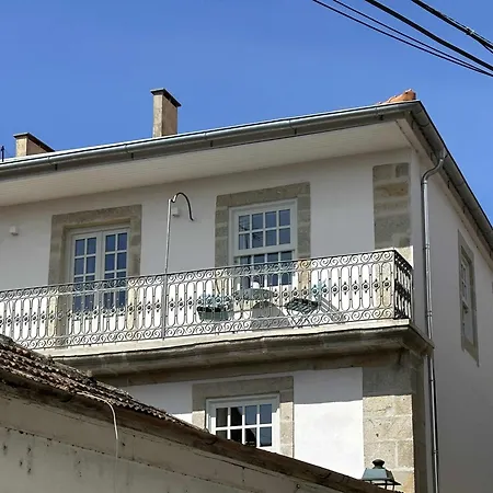Downtown Charming Ponte Apartment